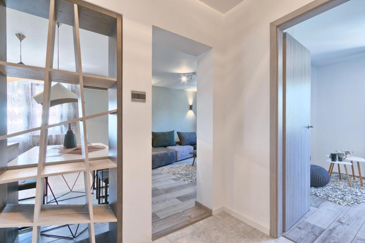 Modern Oasis Apartment Pula Exterior photo